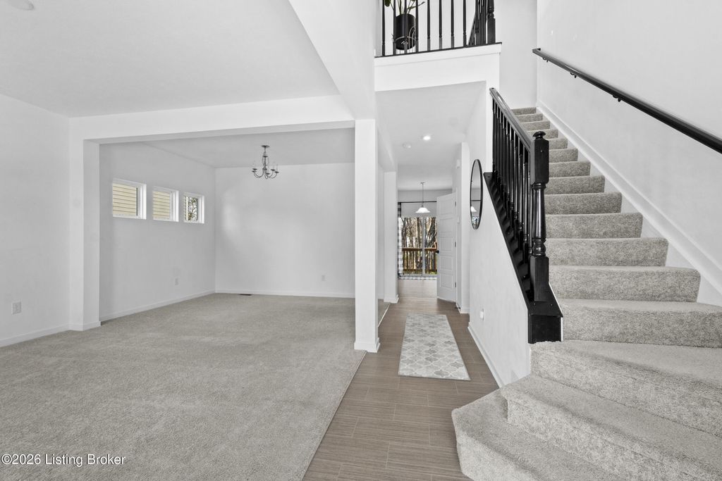 Photo of 17919 Cloverfield Way, Louisville, KY 40245 (MLS # 1710430)