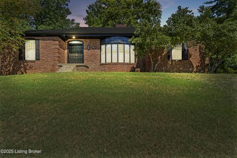 Photo of 5409 Pueblo Rd, Louisville, KY 40207 (MLS # 1706457)