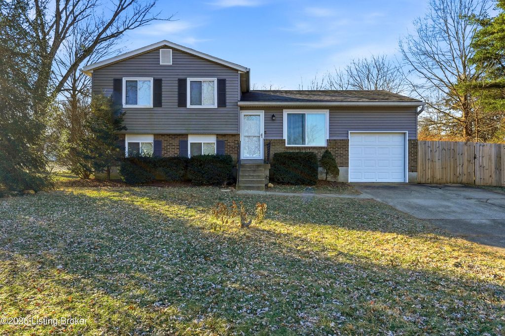 Photo of 6310 Park Rd, Crestwood, KY 40014 (MLS # 1707597)