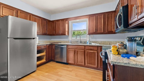 Tiny photo for 2904 Dale Ann Dr, Louisville, KY 40220 (MLS # 1729789)