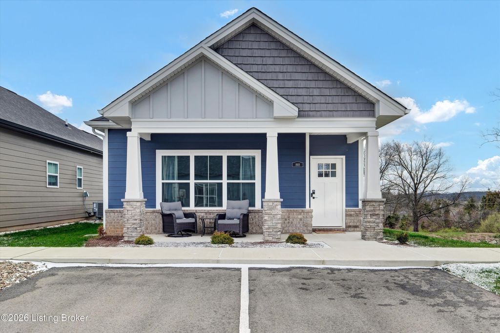 Photo of 848 Rosemary Ln, La Grange, KY 40031 (MLS # 1711812)