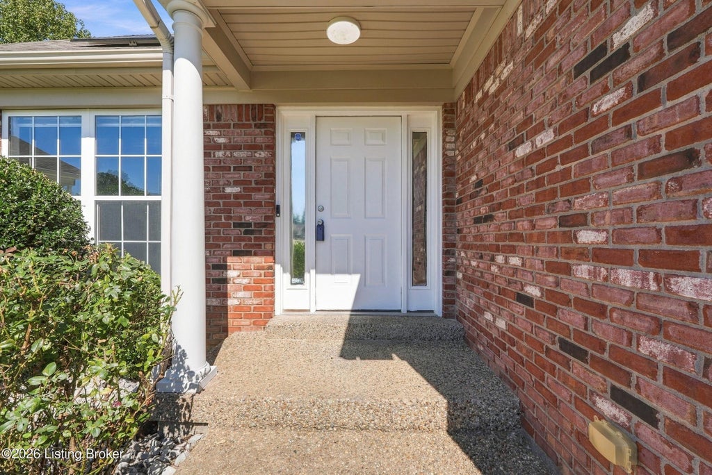Photo of 223 Tex Ave, Louisville, KY 40118 (MLS # 1731204)