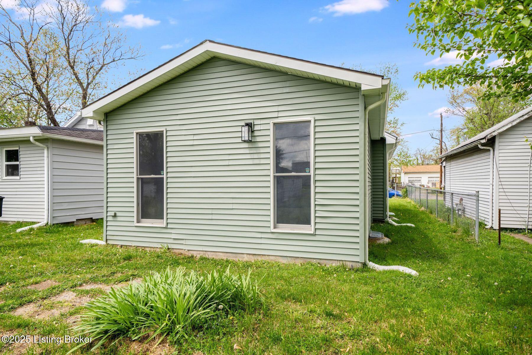 2550 Broadway St, New Albany, Indiana image 20