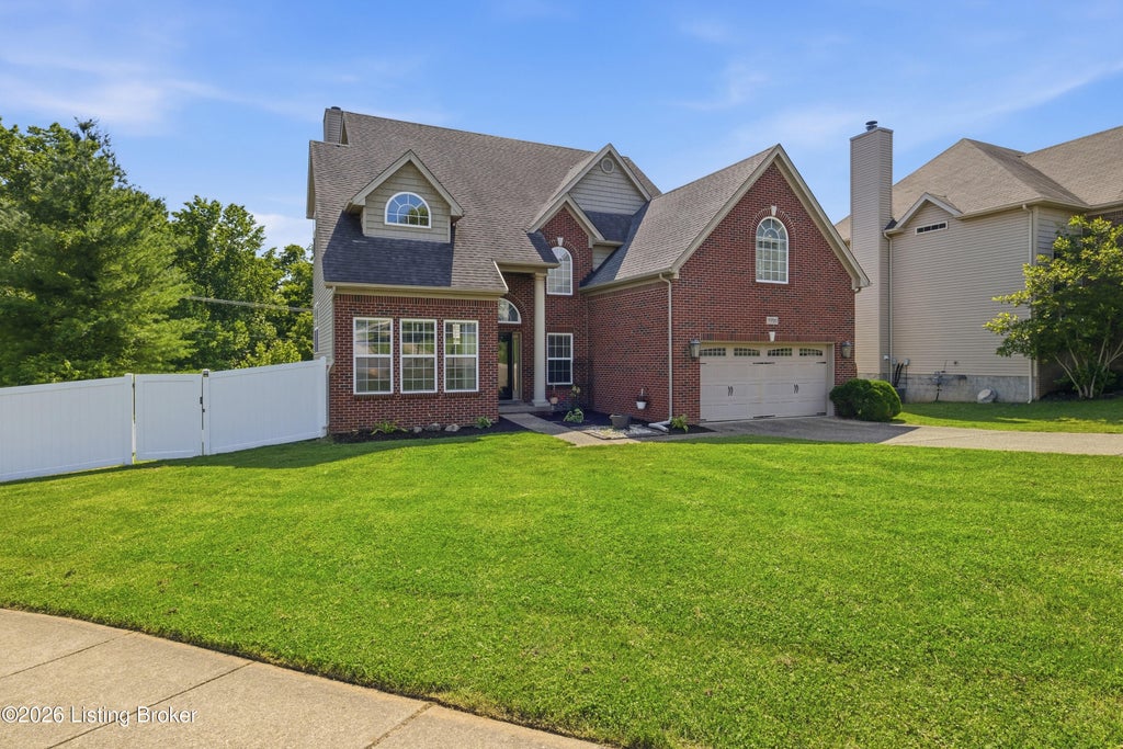 Photo of 11700 Washington Green Rd, Louisville, KY 40229 (MLS # 1719265)