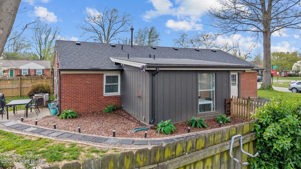 Photo of 2005 Keeneland Blvd, Louisville, KY 40223 (MLS # 1713401)