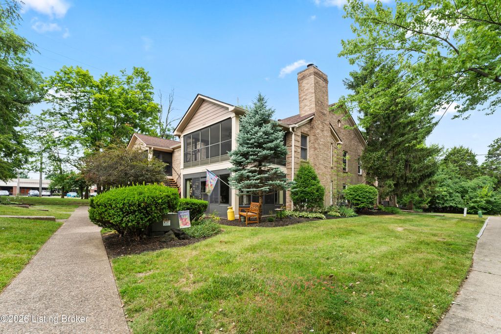 Photo of 10331 Shelbyville Rd, Louisville, KY 40223 (MLS # 1710468)