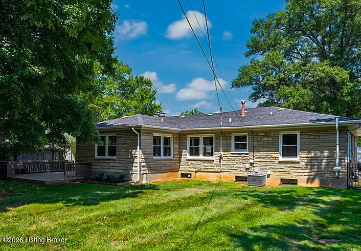 Photo of 3522 Graham Rd, Louisville, KY 40207 (MLS # 1732258)