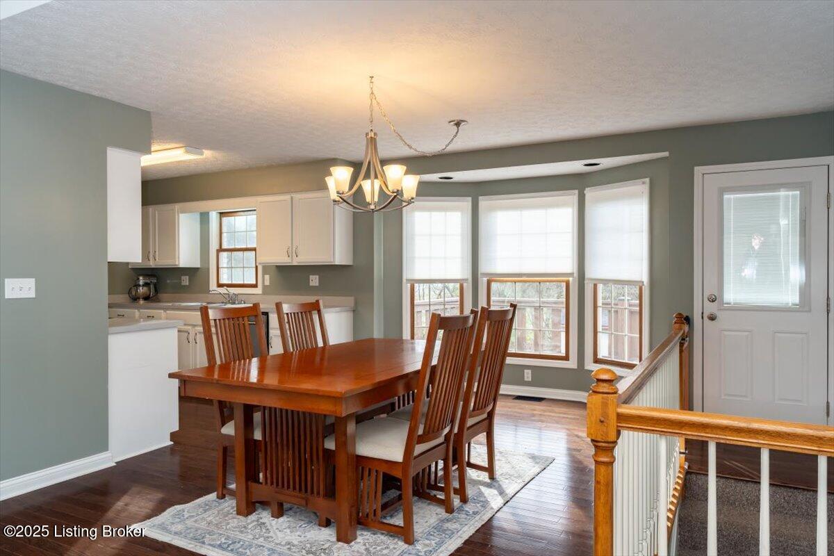323 Mill Brook Cir, Shepherdsville, Pennsylvania image 8