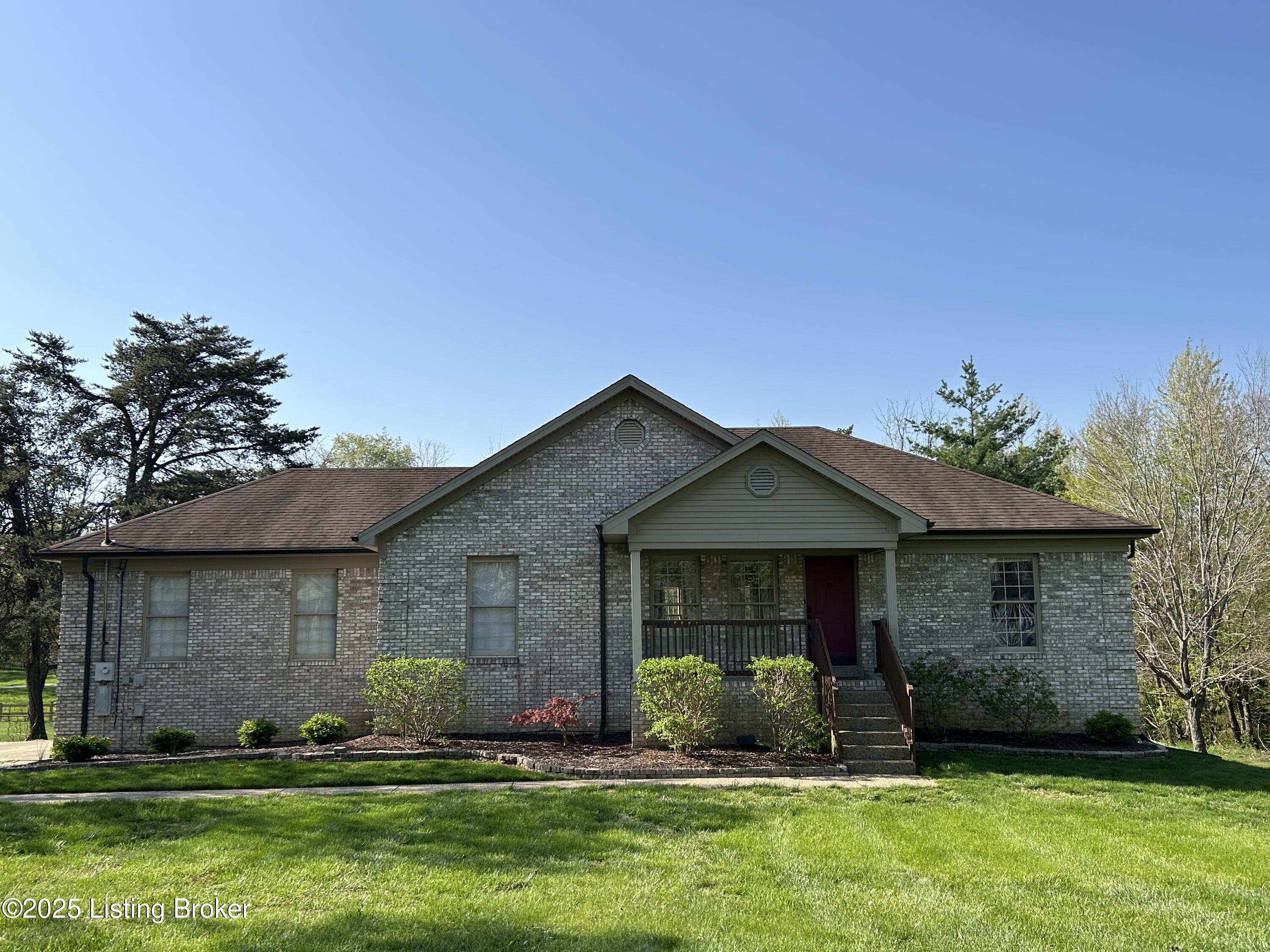 323 Mill Brook Cir, Shepherdsville, Pennsylvania image 1