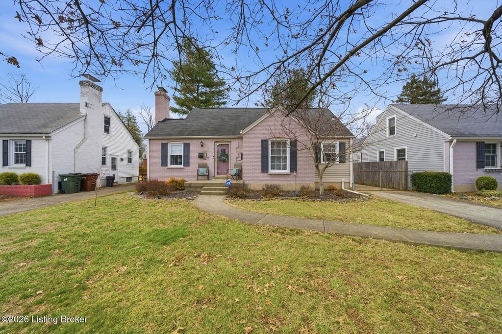 Photo of 210 N Hubbards Ln, Richlawn, KY 40207 (MLS # 1709356)