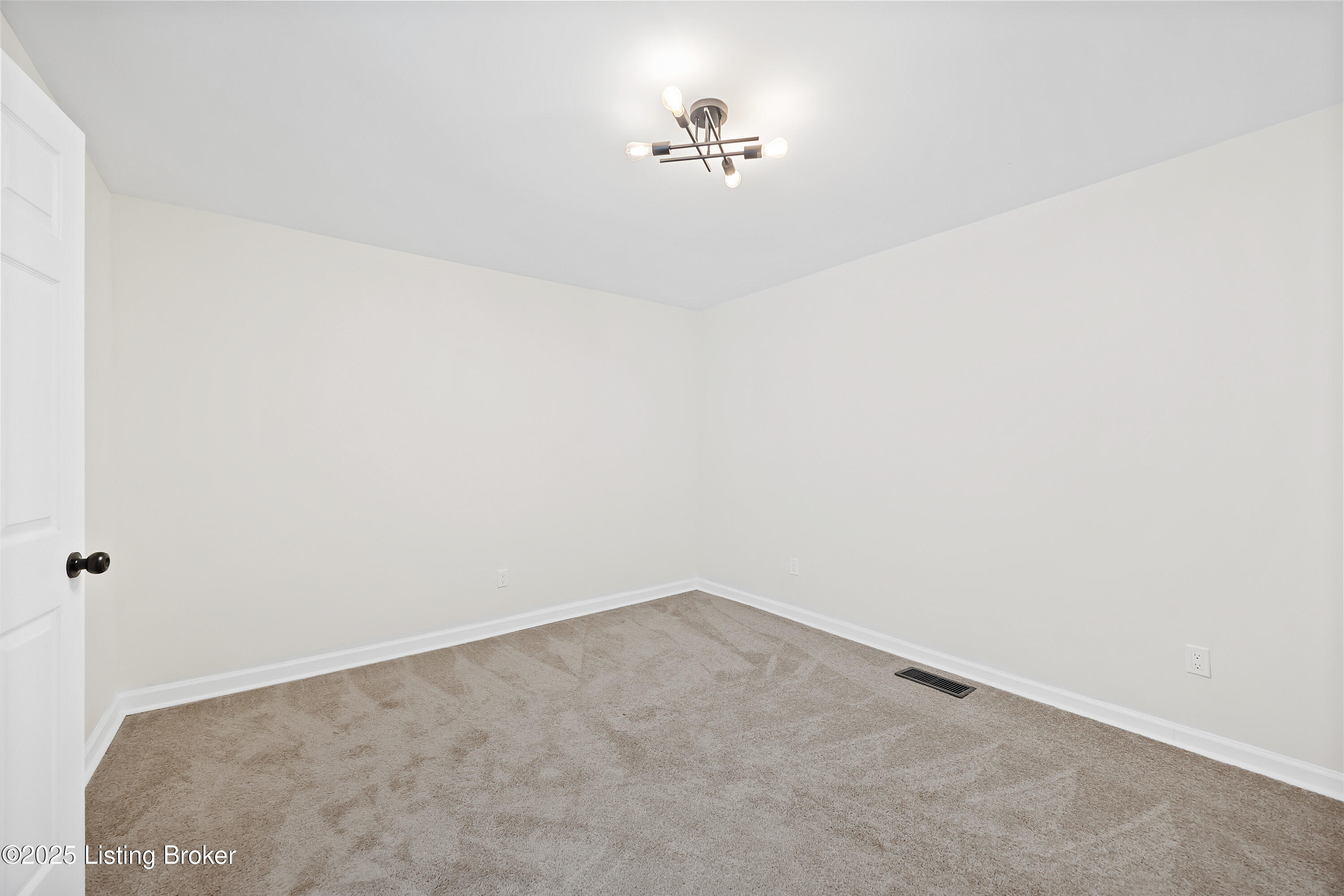 1020 Franklin St, Louisville, Pennsylvania image 21