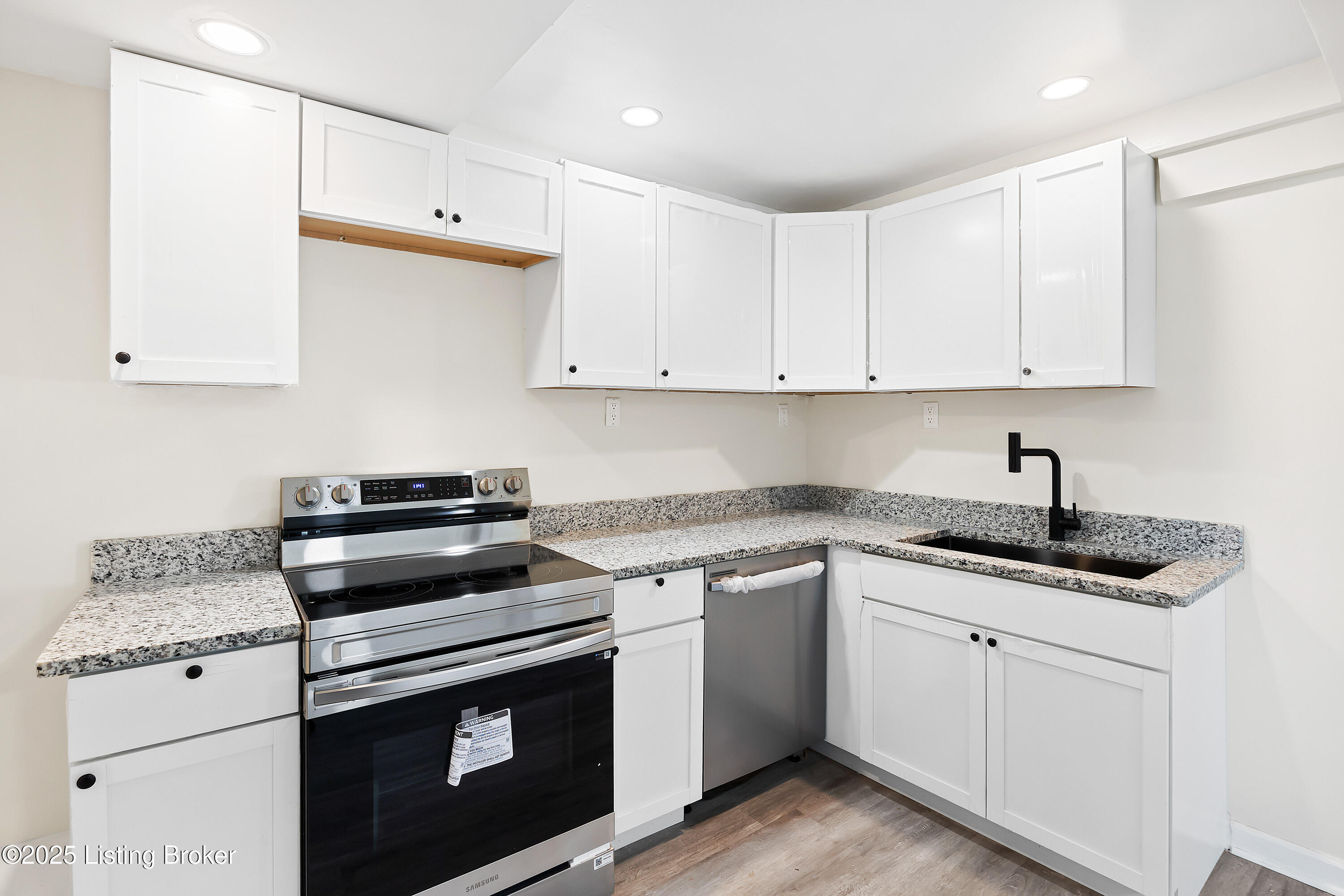 1020 Franklin St, Louisville, Pennsylvania image 4