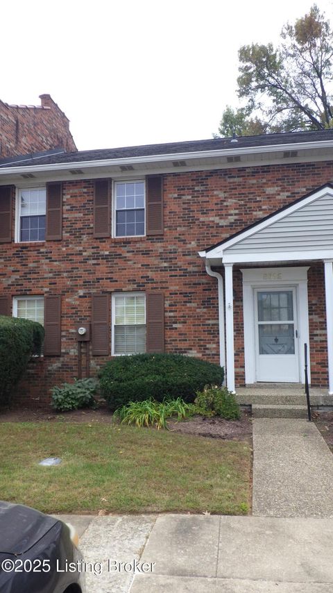 Photo of 8612 Locust Ct #36, Louisville, KY 40242 (MLS # 1692550)