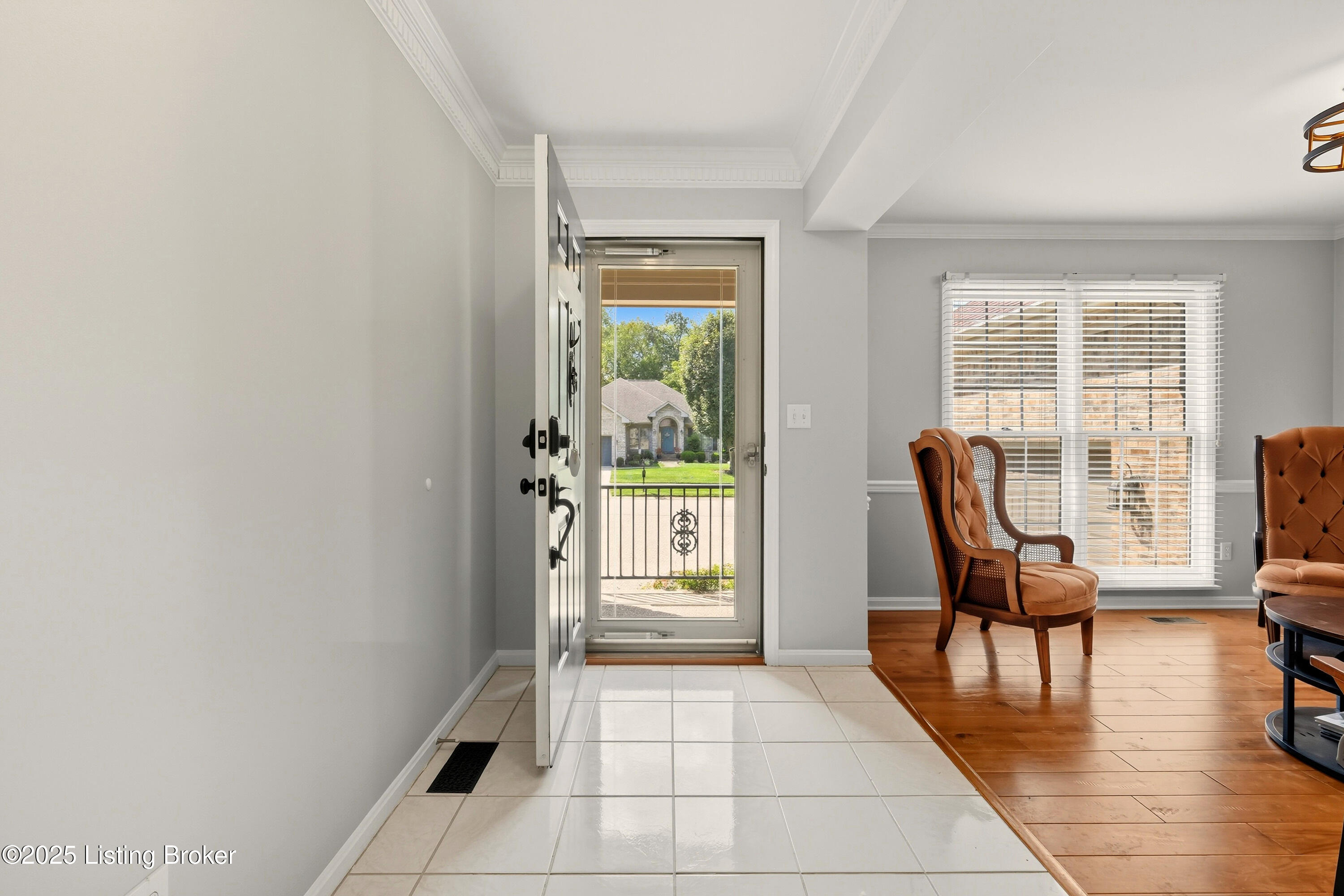 8406 Oxford Woods Ct