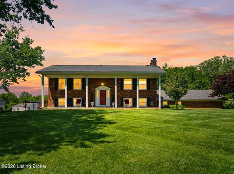 Photo of 757 Peaceful Way, Shepherdsville, KY 40165 (MLS # 1716381)