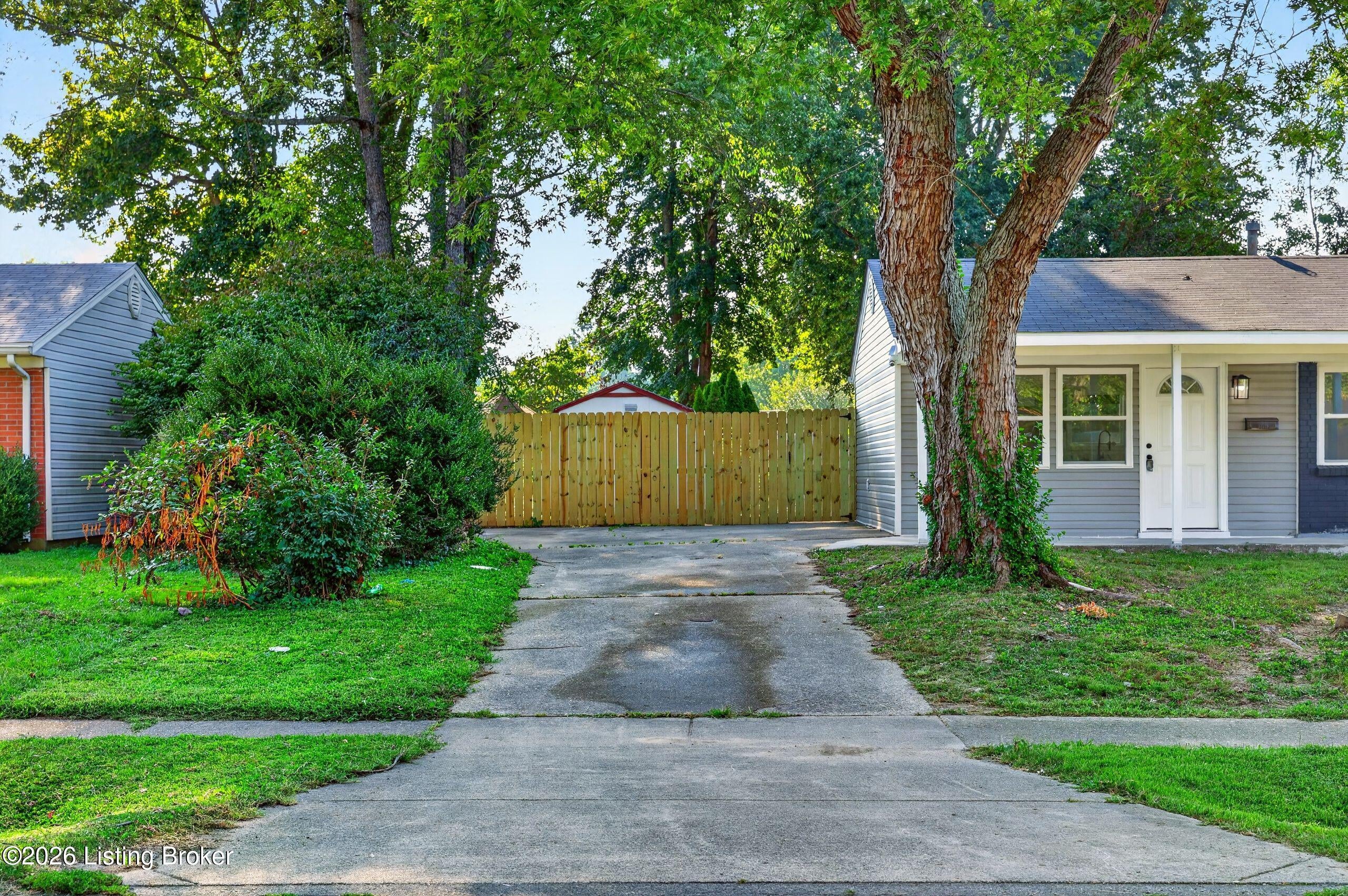 10905 Grafton Hall Rd