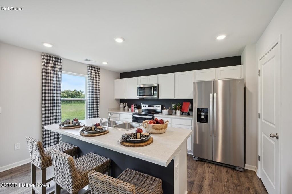 Photo of 7102 Train Station Way, Louisville, KY 40272 (MLS # 1708849)