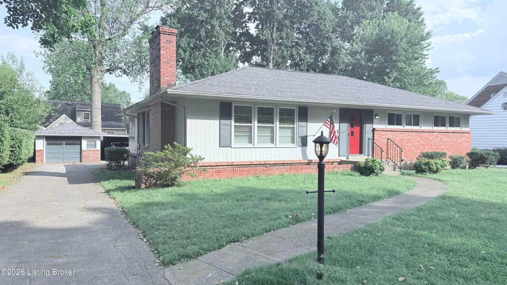 Photo of 213 Heady Ave, Louisville, KY 40207 (MLS # 1729537)