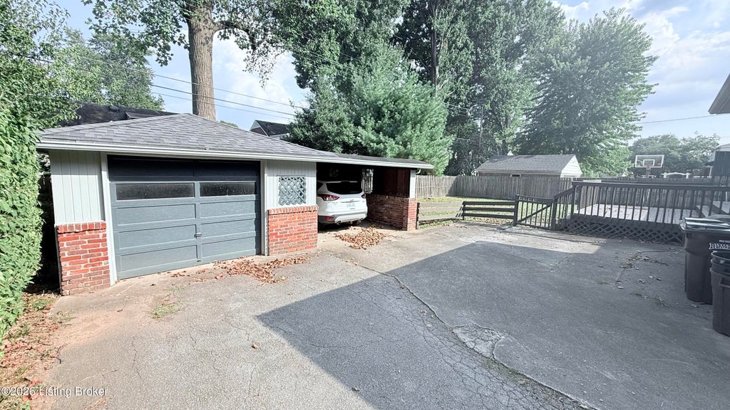 Photo of 213 Heady Ave, Louisville, KY 40207 (MLS # 1729537)