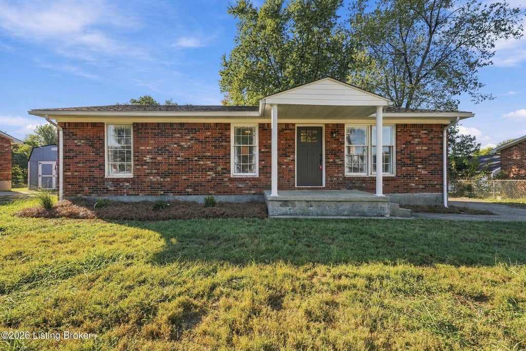 Photo of 48 Grant Ave, Bardstown, KY 40004 (MLS # 1731455)