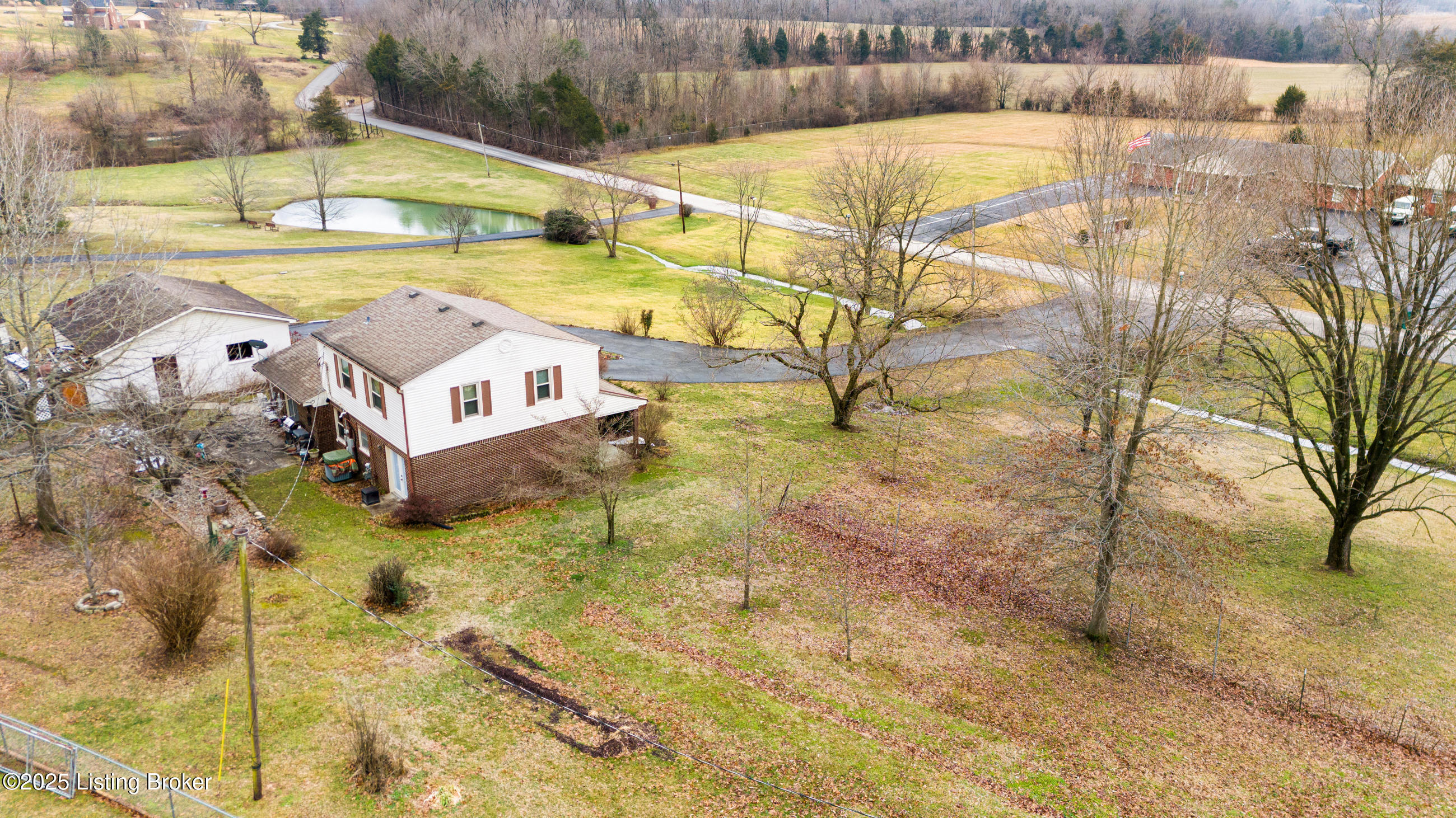 200 Castlerock Dr, Shepherdsville, Kentucky image 49