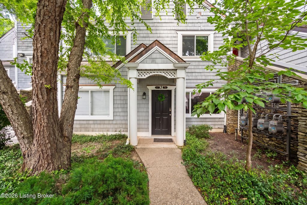 Photo of 750 Zorn Ave #3, Louisville, KY 40206 (MLS # 1722439)