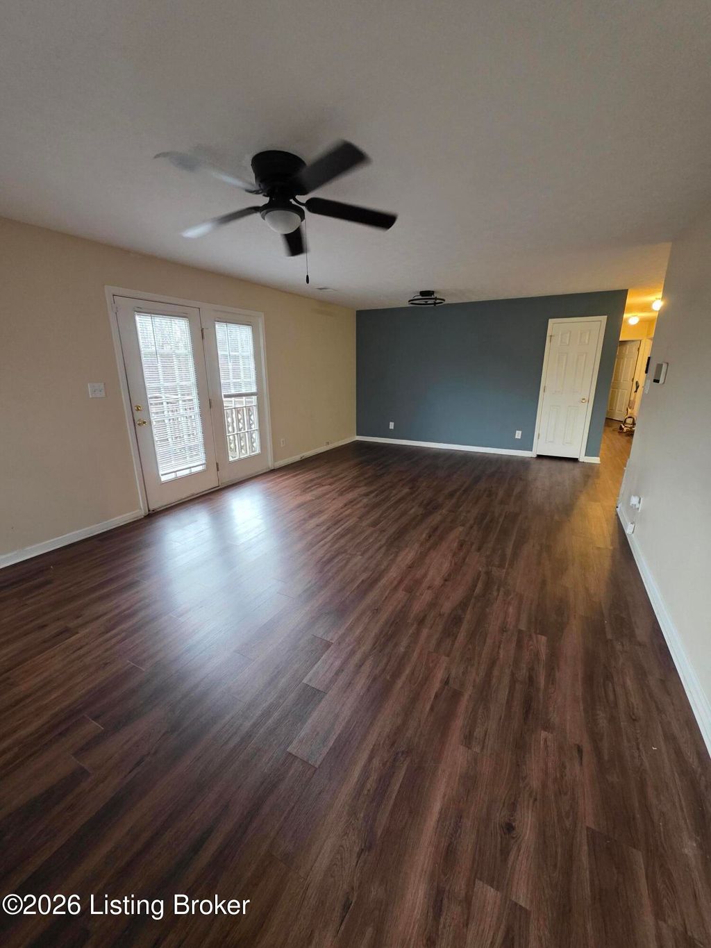 Photo of 274 7th Ave, Shepherdsville, KY 40165 (MLS # 1707078)