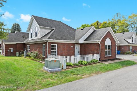 Photo of 6202 Apple Cider Dr, Louisville, KY 40219 (MLS # 1703947)