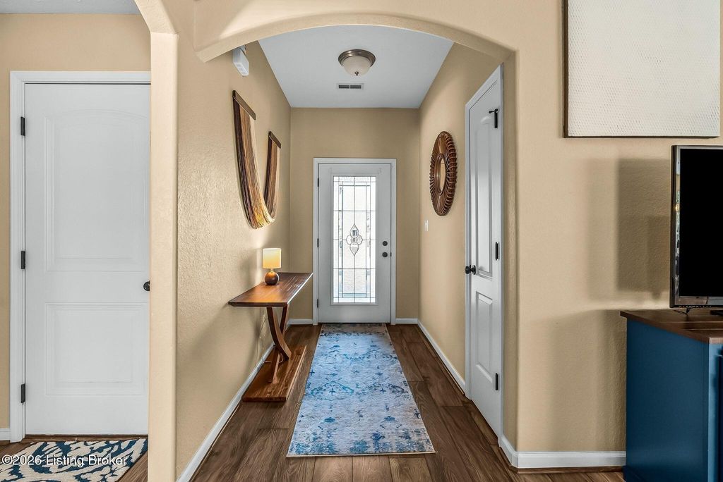 Photo of 11509 Pebble Trace, Louisville, KY 40229 (MLS # 1710830)