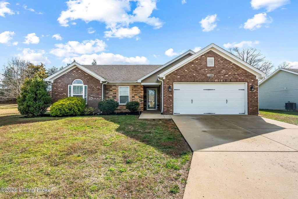 Photo of 11509 Pebble Trace, Louisville, KY 40229 (MLS # 1710830)