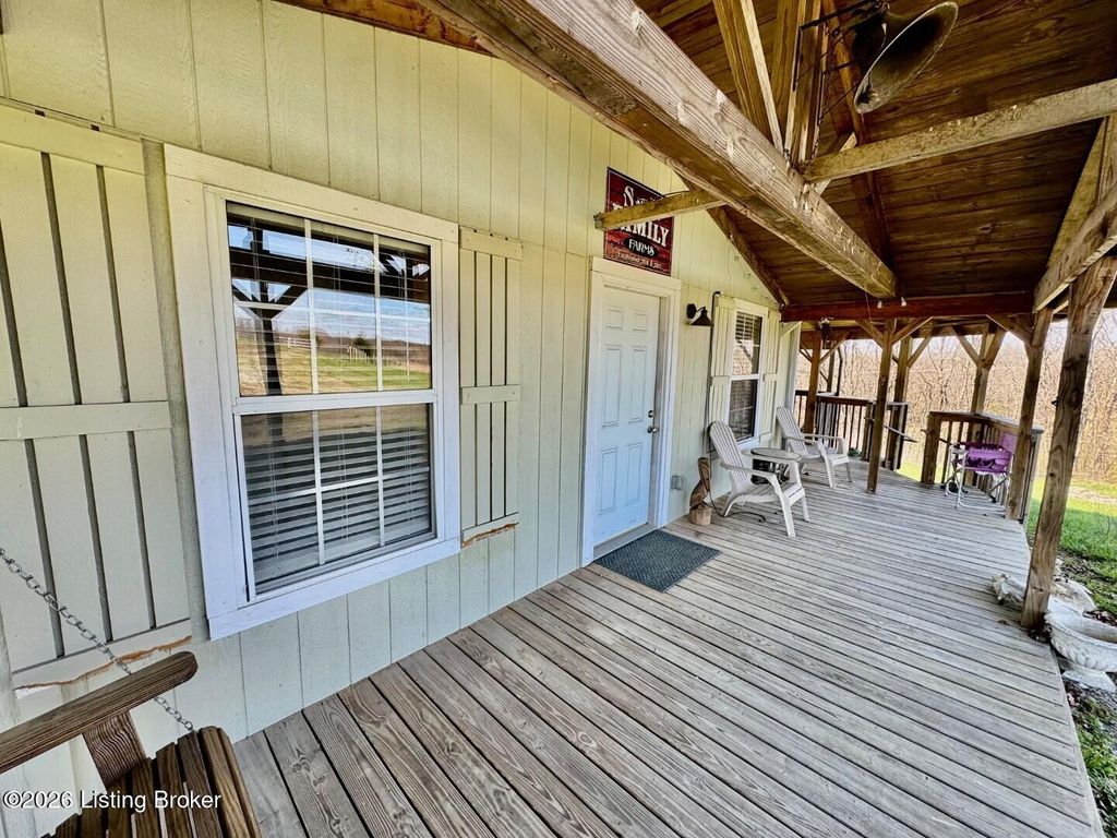 Photo of 2262 Baker Ridge Rd, Willisburg, KY 40078 (MLS # 1712424)