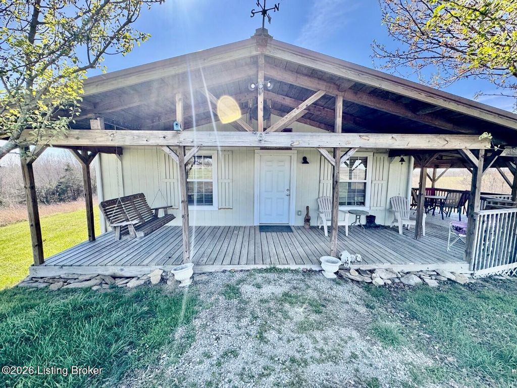 Photo of 2262 Baker Ridge Rd, Willisburg, KY 40078 (MLS # 1712424)