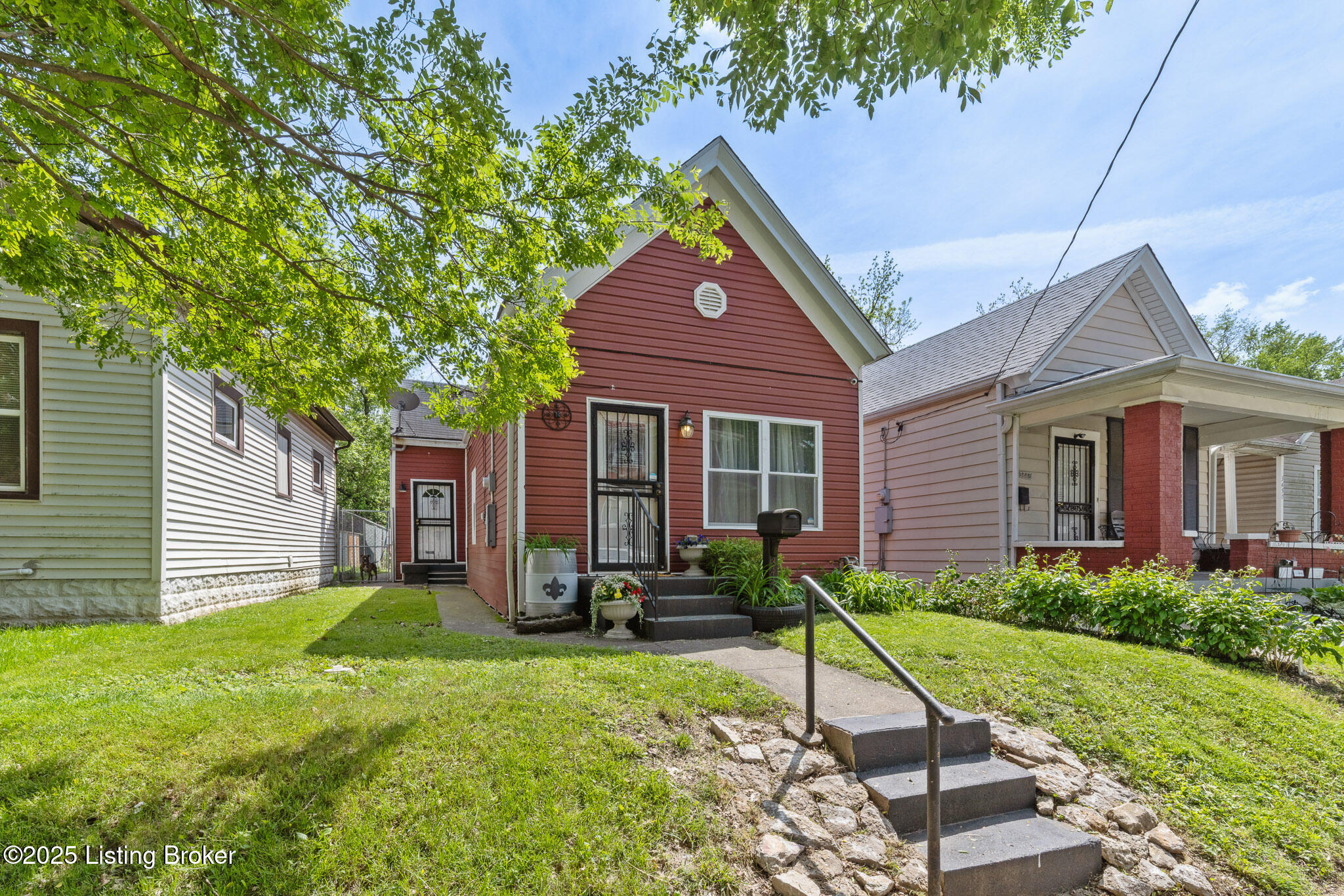 3446 W Jefferson St, Louisville, Kentucky image 1