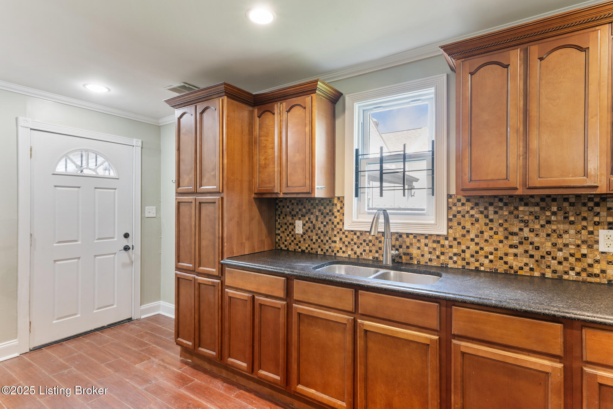 3446 W Jefferson St, Louisville, Kentucky image 23