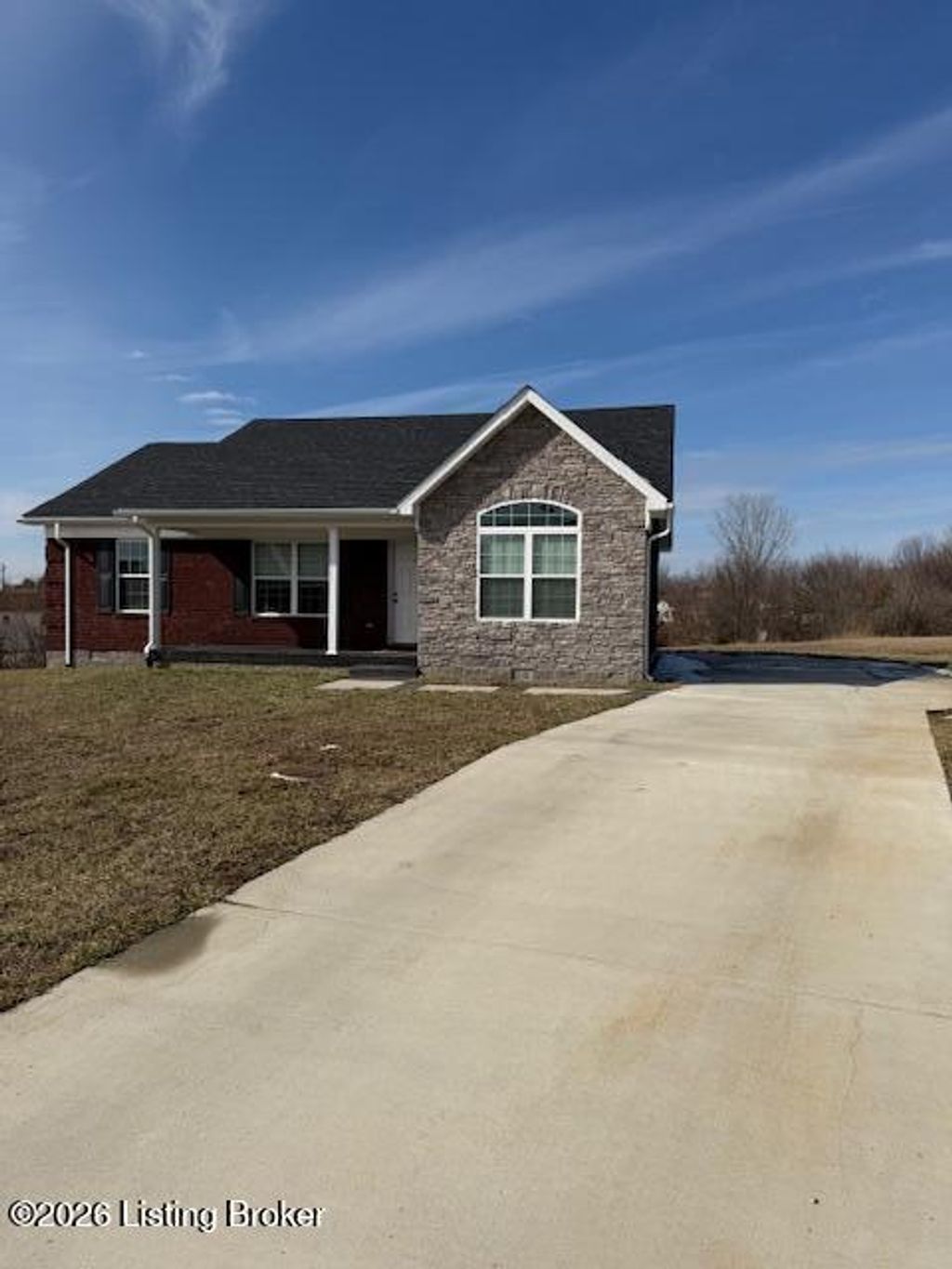 Photo of 106 Dakota Ct, Bloomfield, KY 40008 (MLS # 1709083)