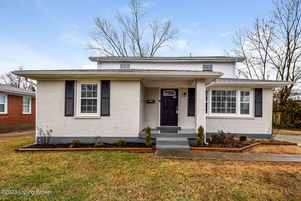 Photo of 4851 Maryman Rd, Louisville, KY 40258 (MLS # 1708003)
