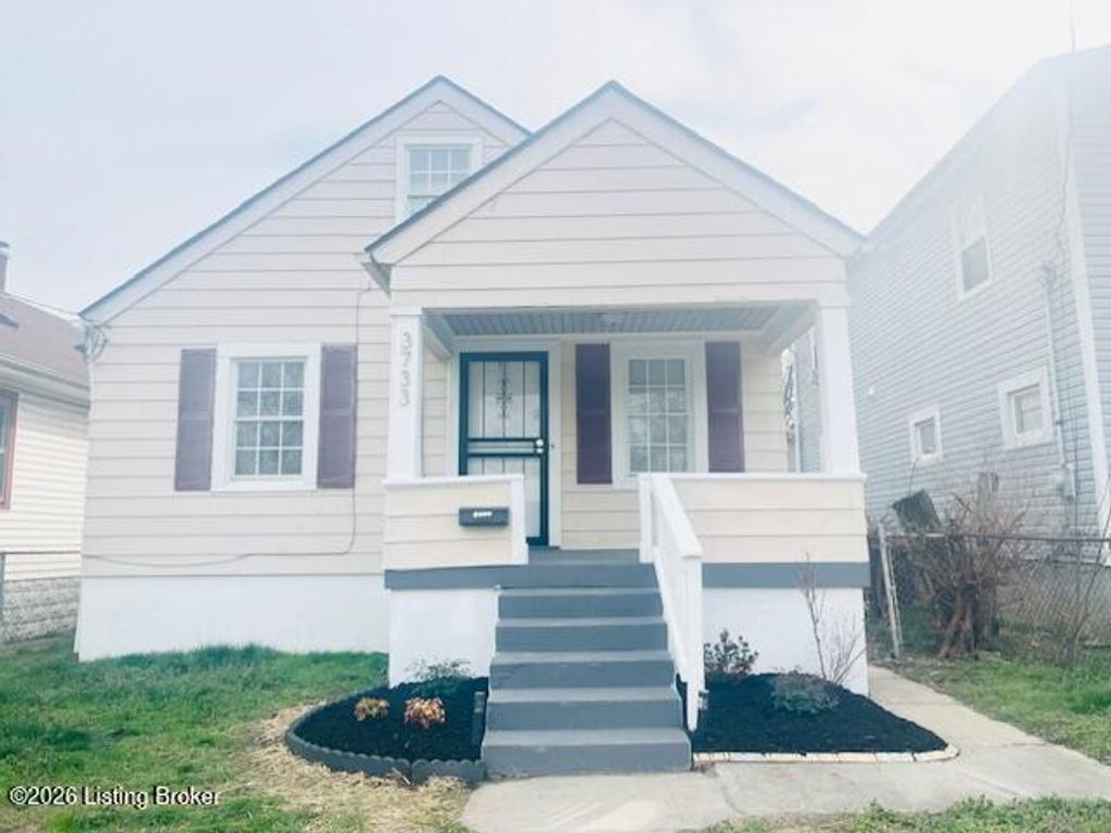 Photo of 3733 Lentz Ave, Louisville, KY 40215 (MLS # 1712316)