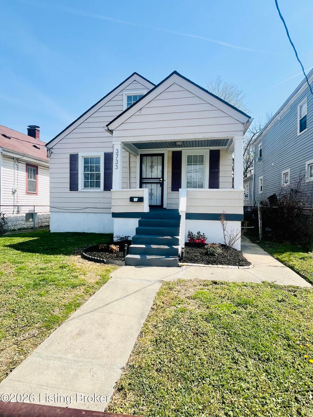 Photo of 3733 Lentz Ave, Louisville, KY 40215 (MLS # 1712316)