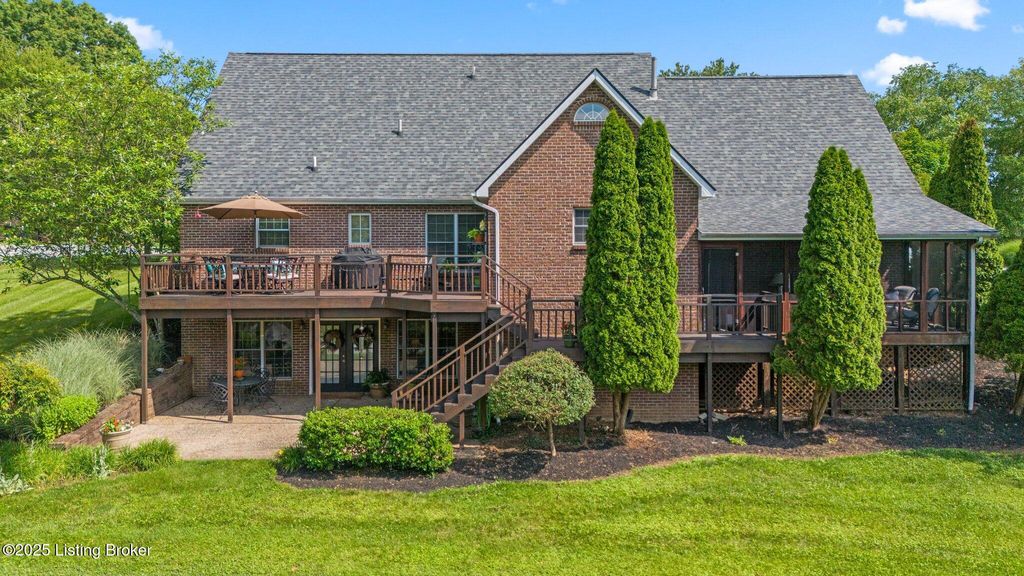 Photo of 1119 Skyview Dr, Carrollton, KY 41008 (MLS # 1711366)