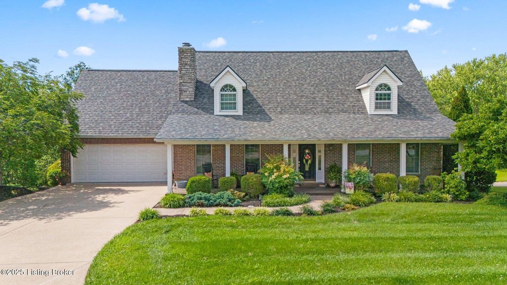 Photo of 1119 Skyview Dr, Carrollton, KY 41008 (MLS # 1711366)