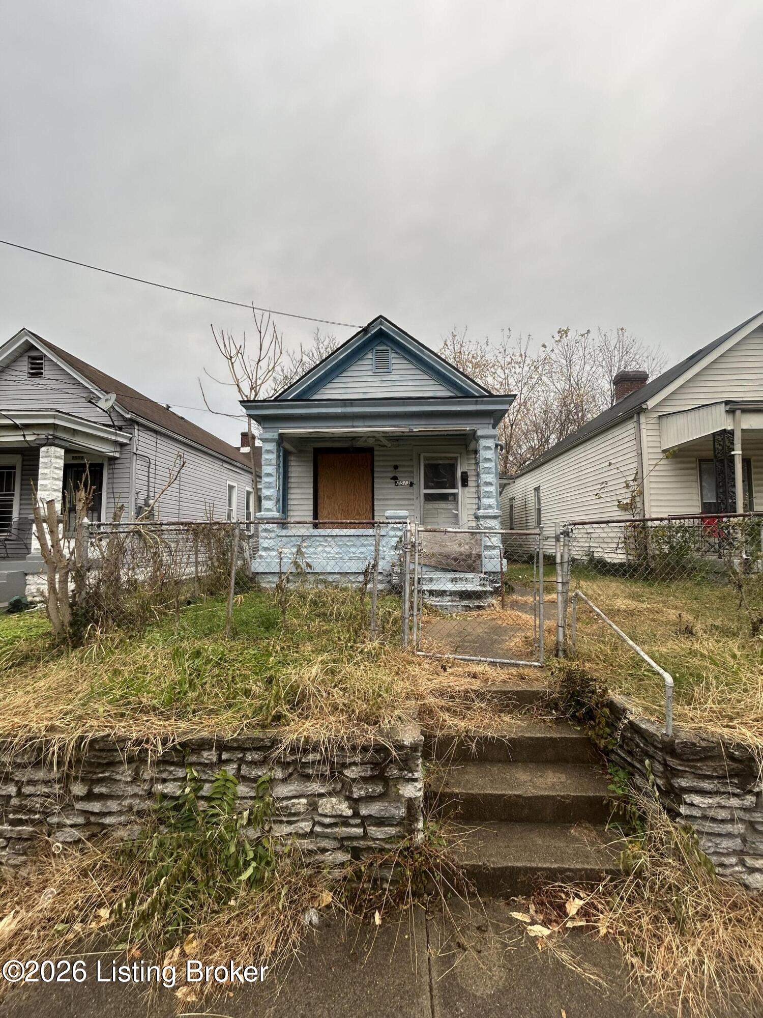 Photo 1 of 6 — 2513 Howard St, Louisville, KY 40211