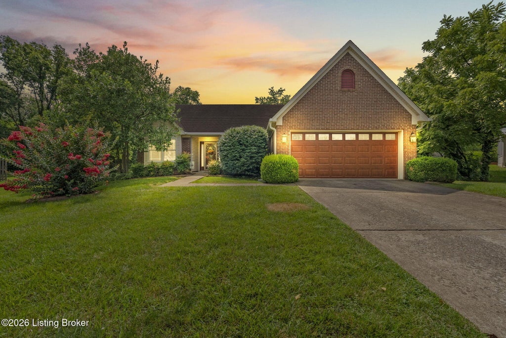 Photo of 11114 Oak Bend Ct, Louisville, KY 40241 (MLS # 1724254)