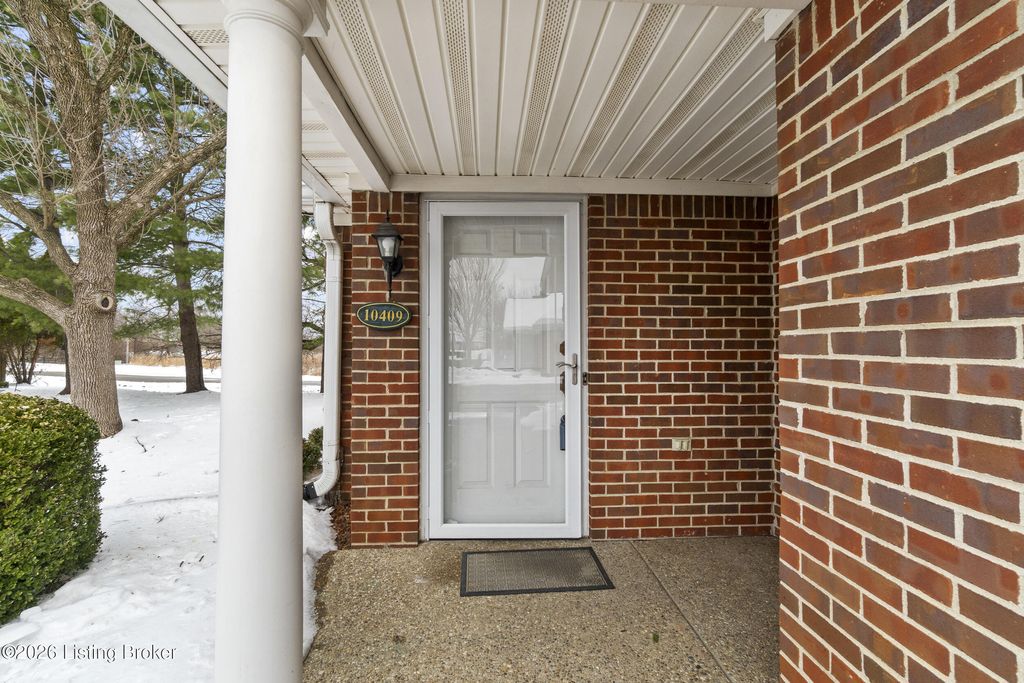 Photo of 10409 Wemberley Hill Blvd, Louisville, KY 40241 (MLS # 1708043)