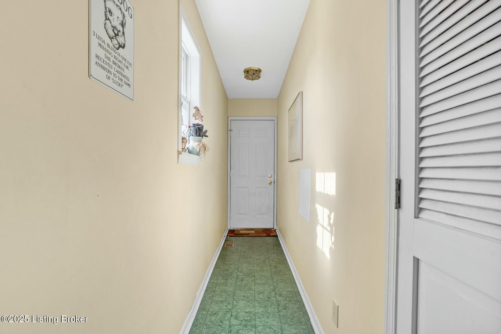 509 Third St, Simpsonville, Kentucky image 25