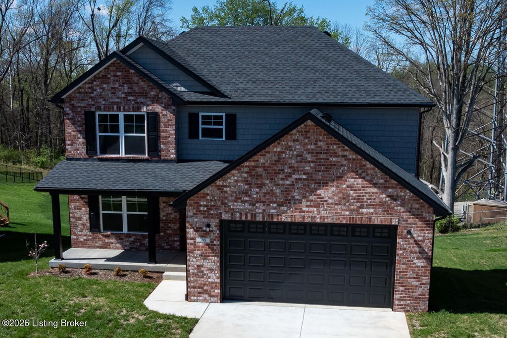 Photo of 389 Williamsburg Dr, Mt Washington, KY 40047 (MLS # 1713887)