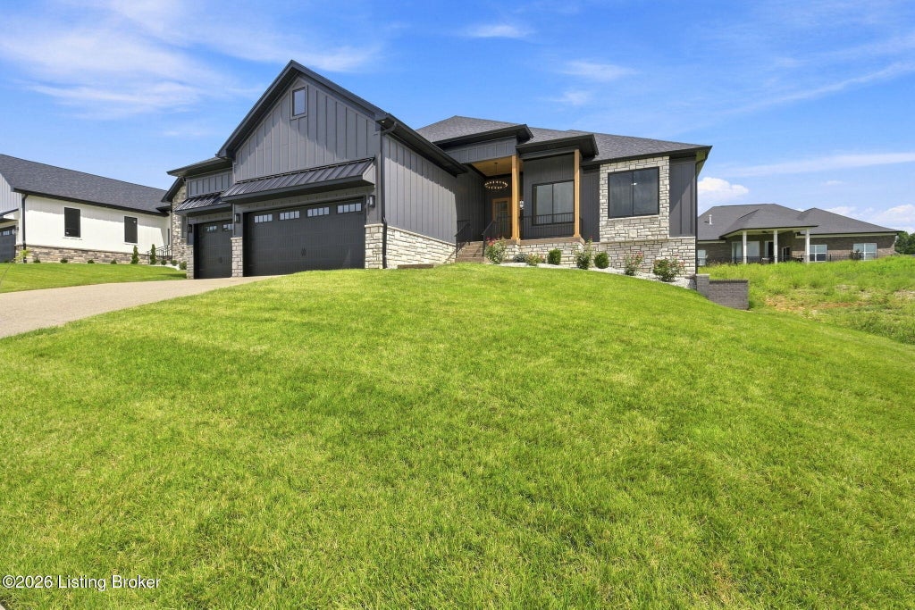 Photo of 1507 Lincoln Hill Way, Louisville, KY 40245 (MLS # 1730436)