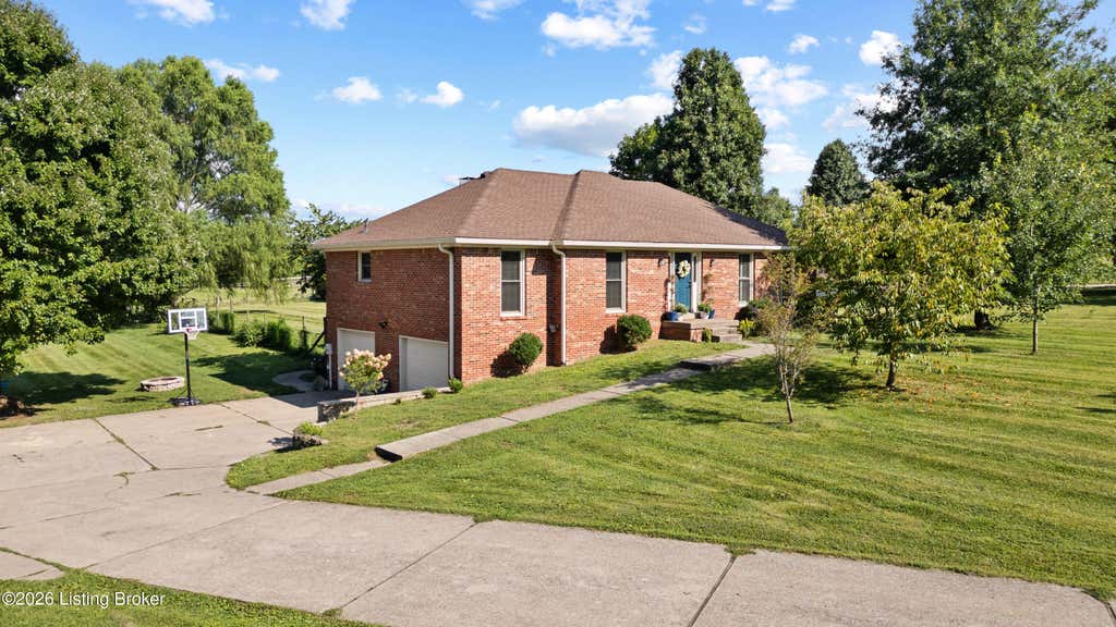 Photo of 5241 Orphan Ln, Shelbyville, KY 40065 (MLS # 1725473)