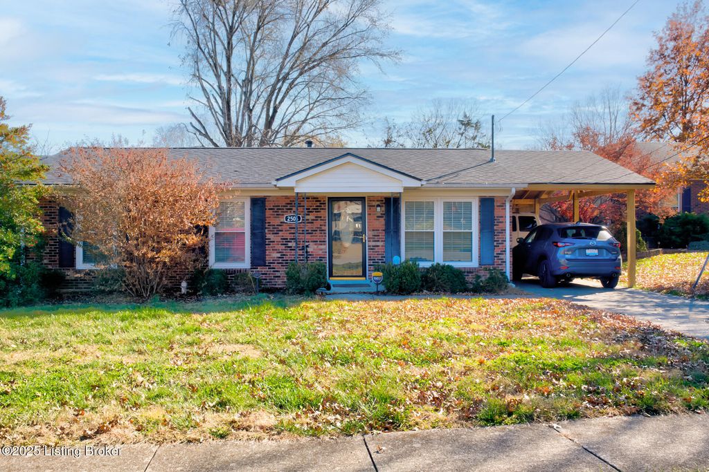 Photo of 2503 Post Ct, Louisville, KY 40299 (MLS # 1713757)