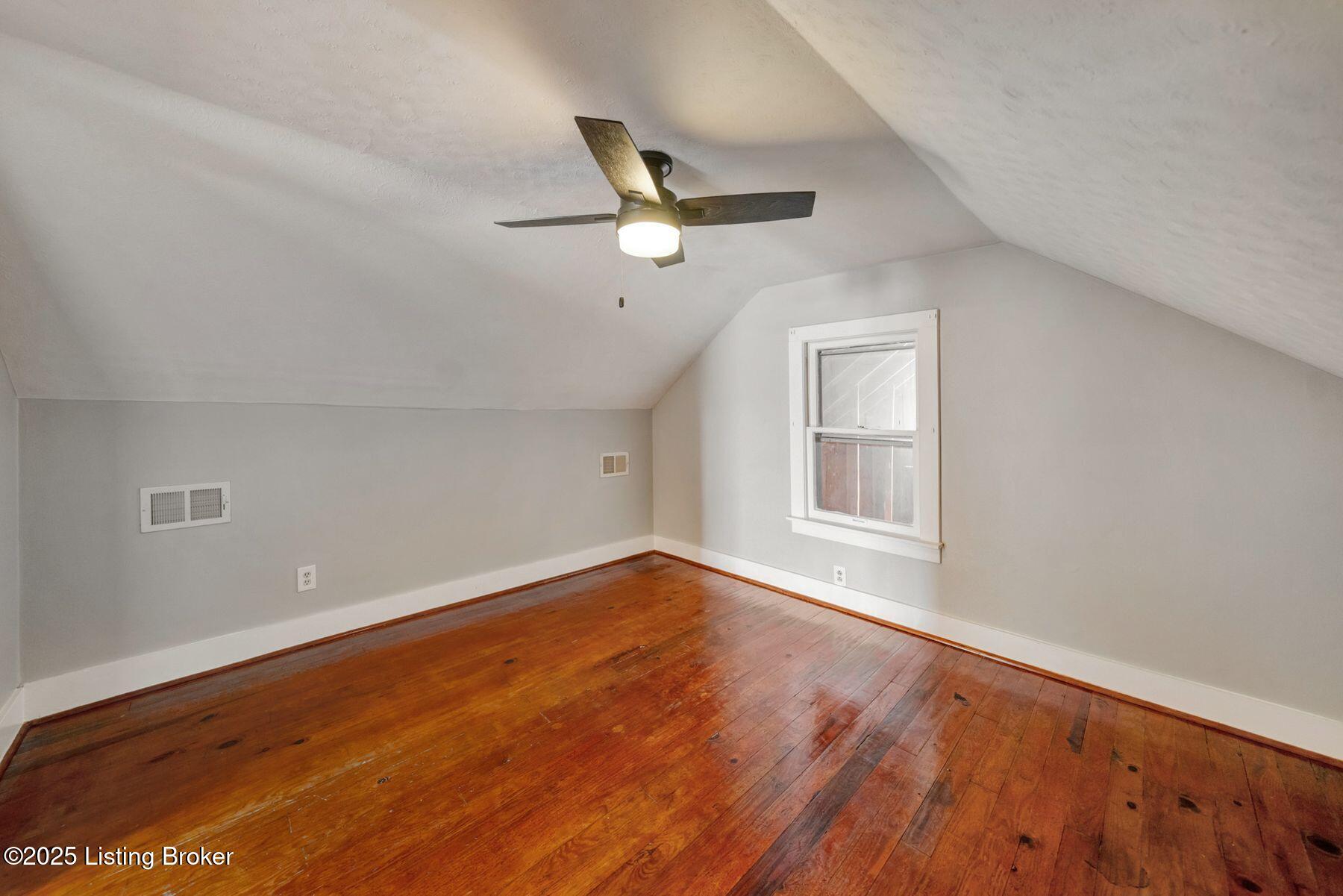 4423 Savage Dr, Louisville, Kentucky image 26