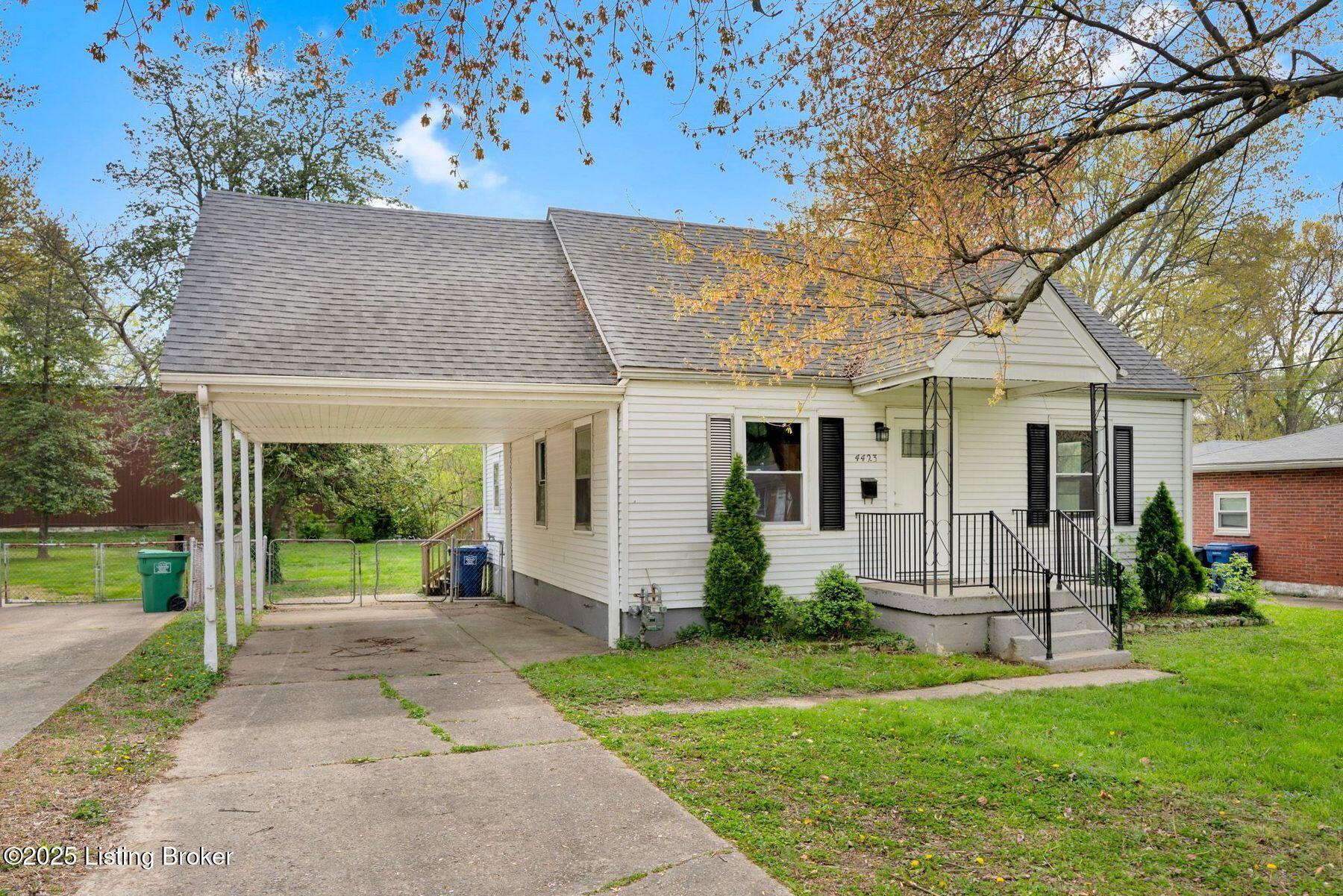 4423 Savage Dr, Louisville, Kentucky image 2